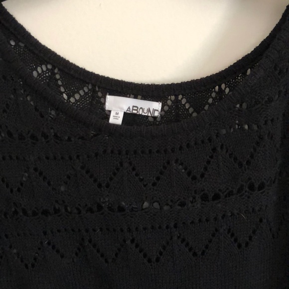 Black sweater - Picture 2 of 3